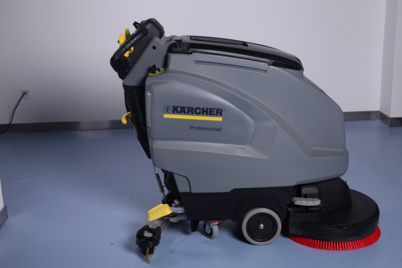 德国凯驰原装 手推式洗地机吸干机 进口洗地机 充电式洗地机 B40C 盘刷